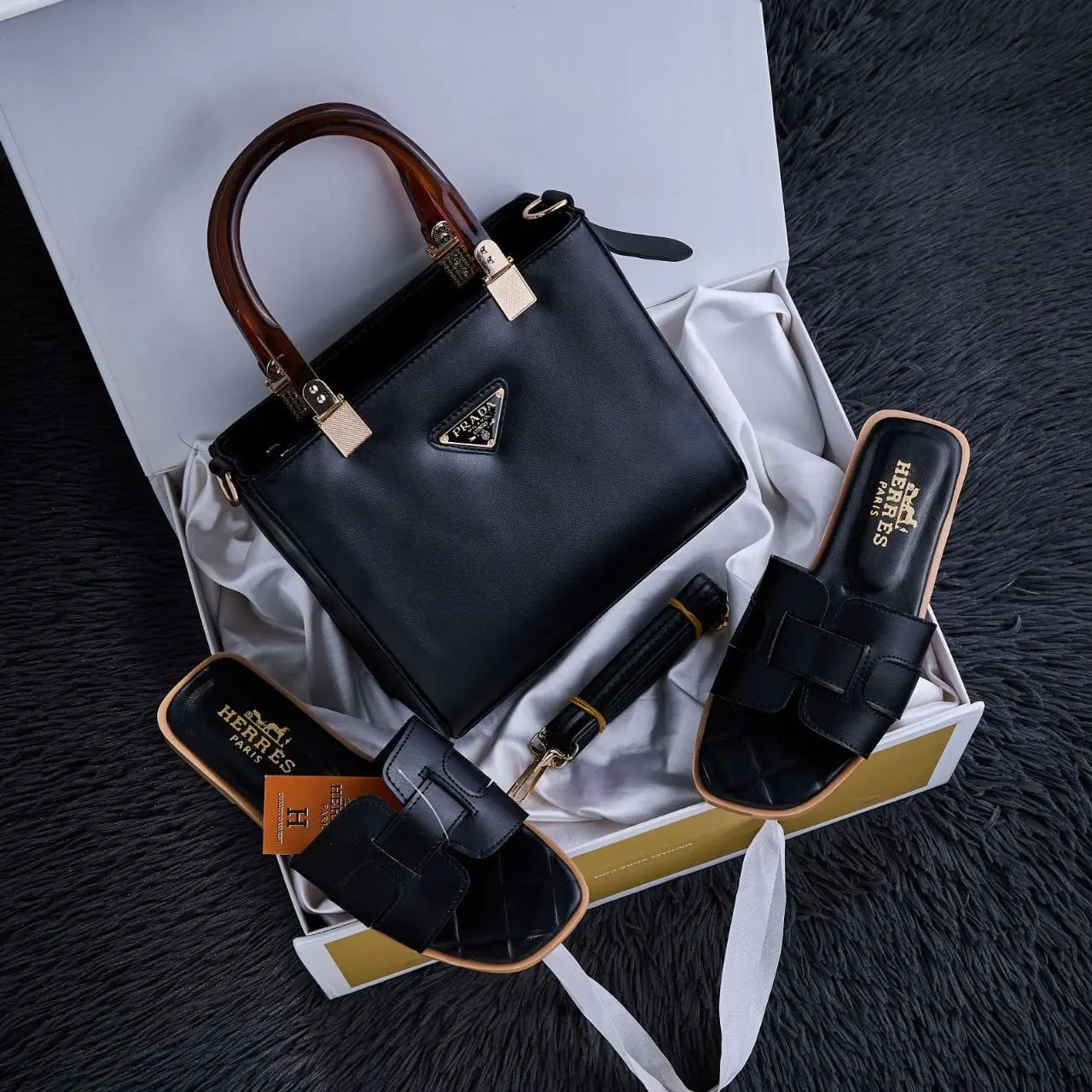 Sac à Main & Sandales Assortis
