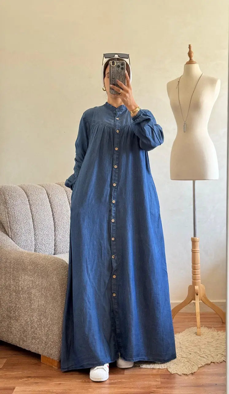 Robe Amira